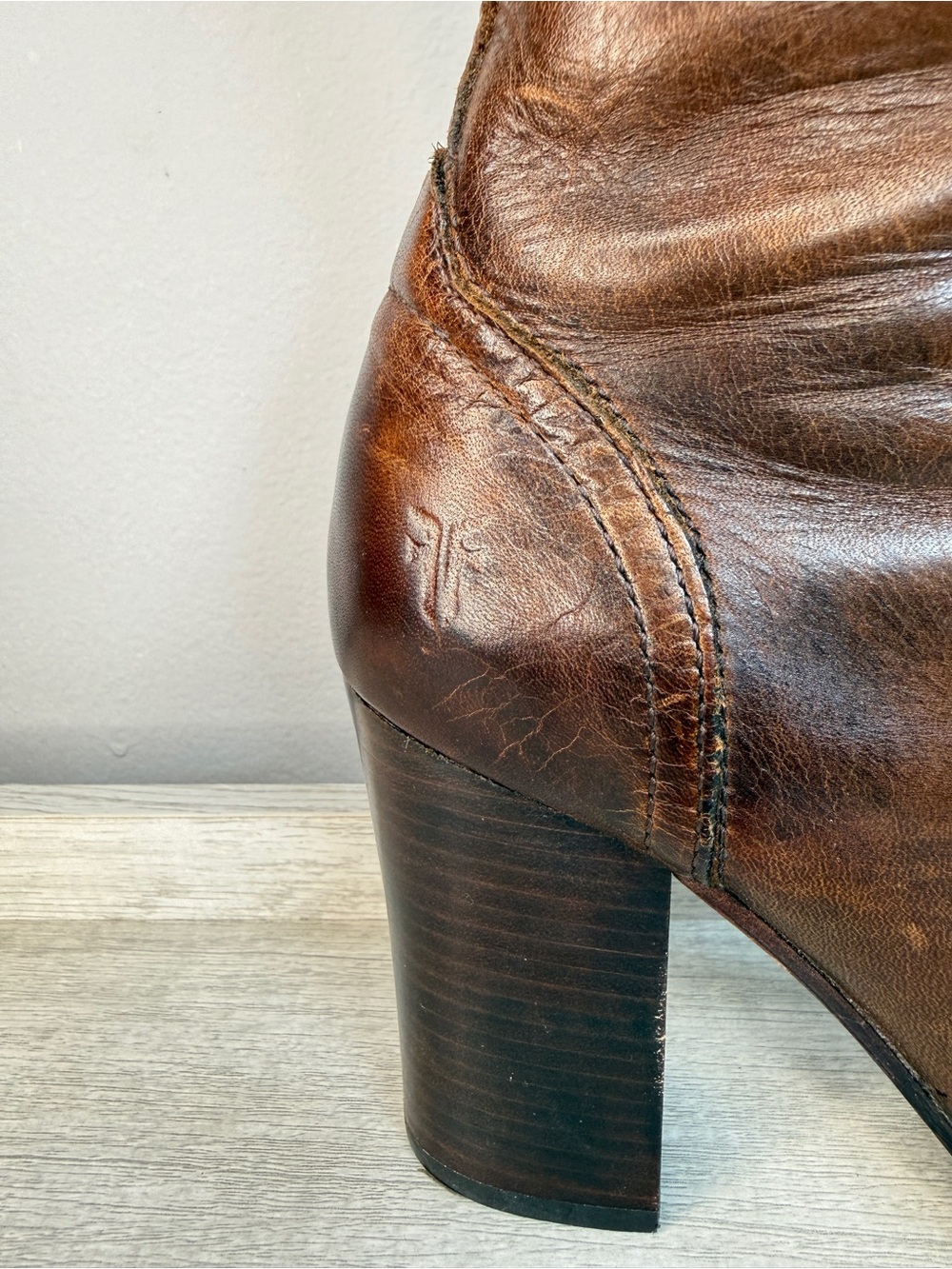 Like New! Frye Women's Parker Tall Lace Up Brown Leather Heeled Boots Size 7 - Picture 4 of 16